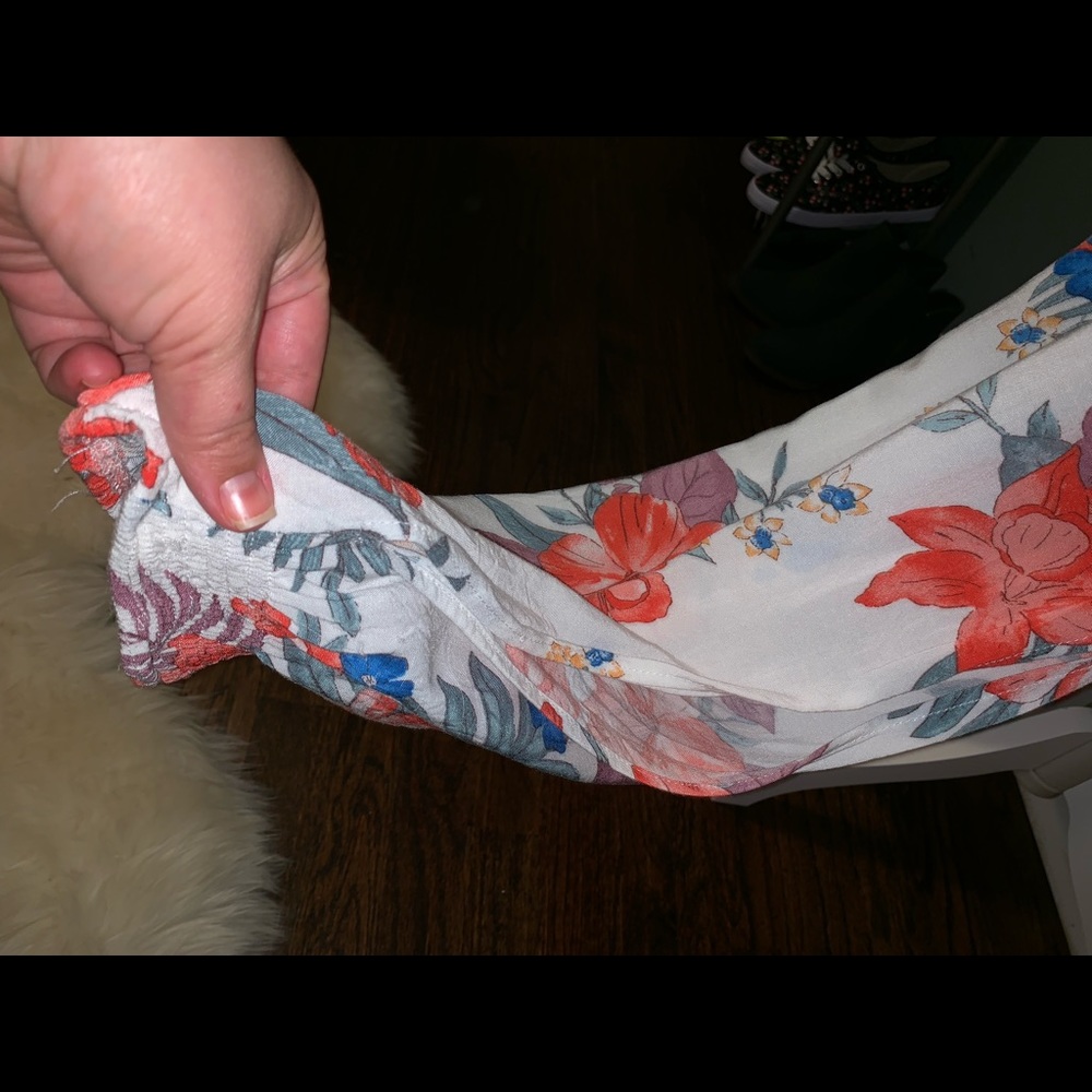 Mustard Seed white halter Jumpsuit in tropical flower - Picture 5 of 7